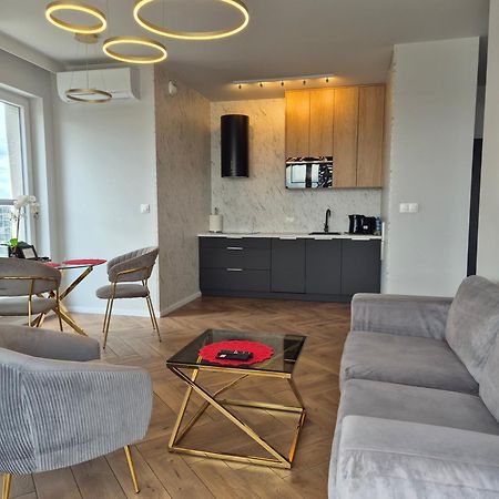 15 Pietro Sokolska 30 Towers Apartments - New - Lux - Parking - Sauna - Gym- And The Best View In Katowice Extérieur photo