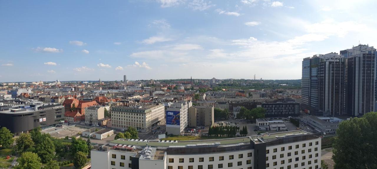 15 Pietro Sokolska 30 Towers Apartments - New - Lux - Parking - Sauna - Gym- And The Best View In Katowice Extérieur photo