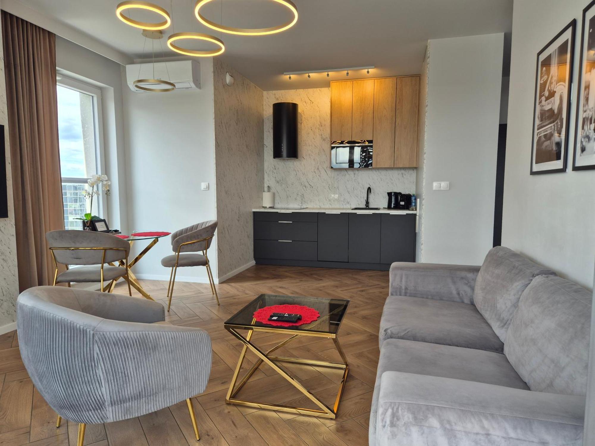 15 Pietro Sokolska 30 Towers Apartments - New - Lux - Parking - Sauna - Gym- And The Best View In Katowice Extérieur photo